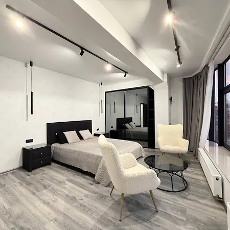 Gagarin Plaza Luxury Penthouse