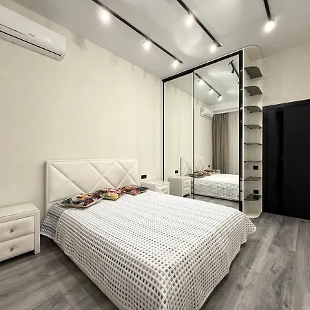 Gagarin Plaza Luxury Penthouse Apartment Odesa